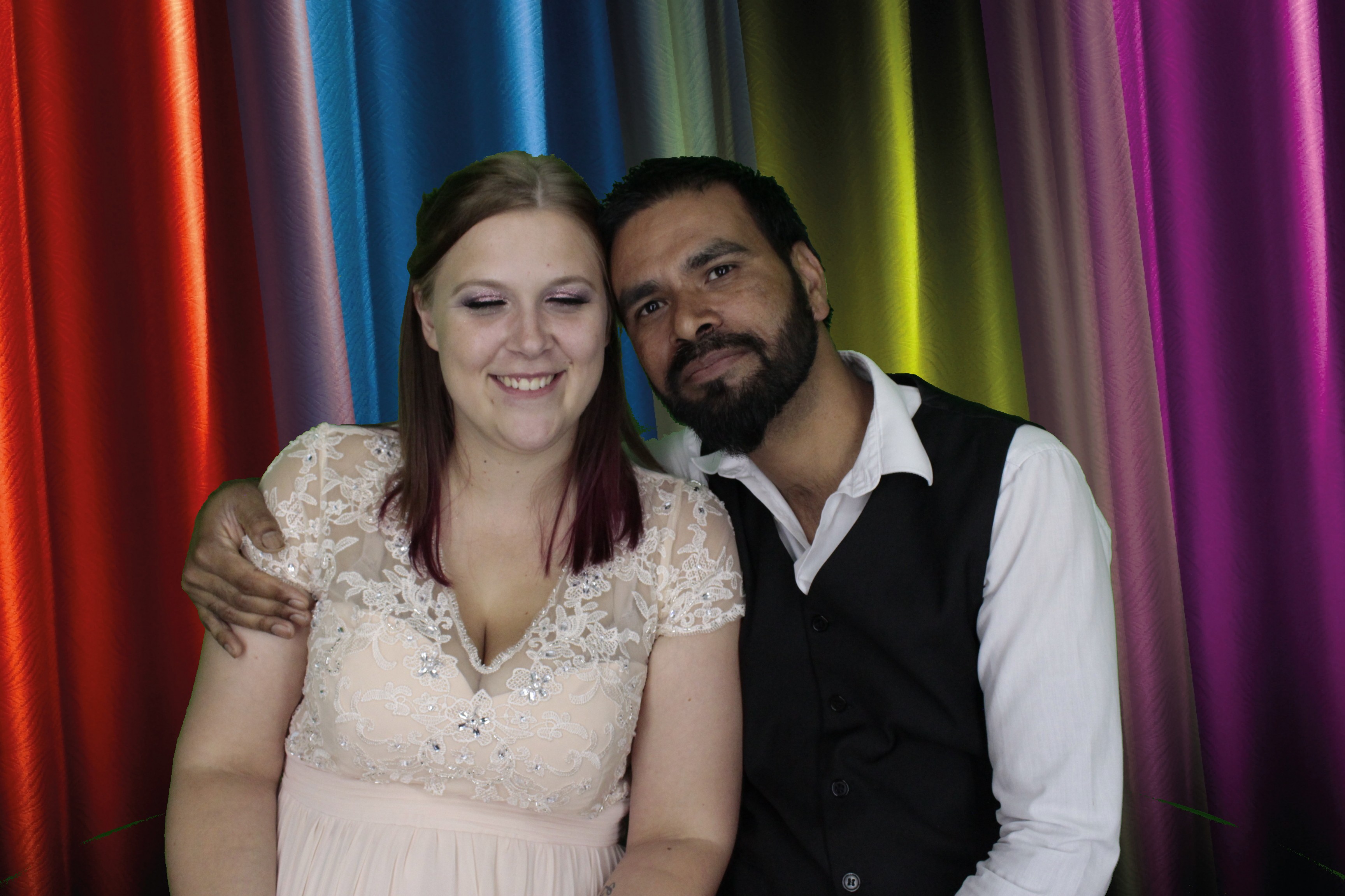 Bhavin & Yasmin’s Wedding | View more photos from the event at gallery.myphotoboothexperience.co.uk/u/MyPhotoBoothExperienceLtd/Bhavin-Yasmin’s-Wedding